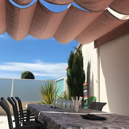 Maison Contemporaine Proche Plage Avec Jardin Clos Et Parking Privatif, Tout Inclus - Fr-1-426-547 Les Sables-dʼOlonne